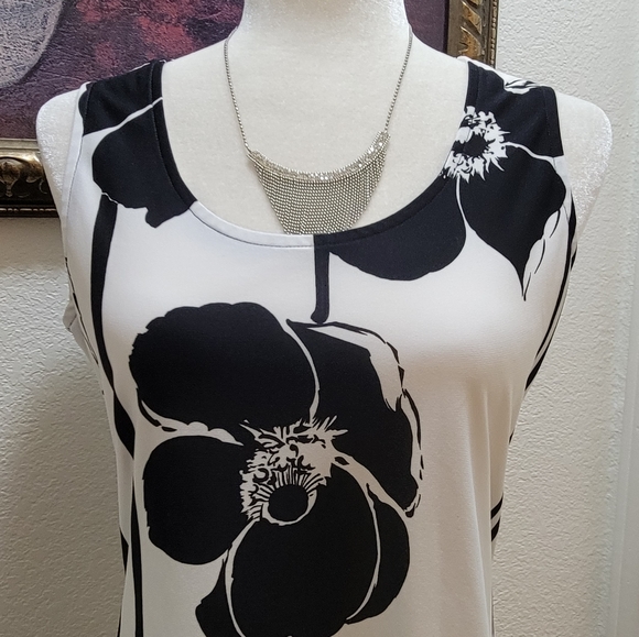 Maxi Dress - Picture 7 of 16